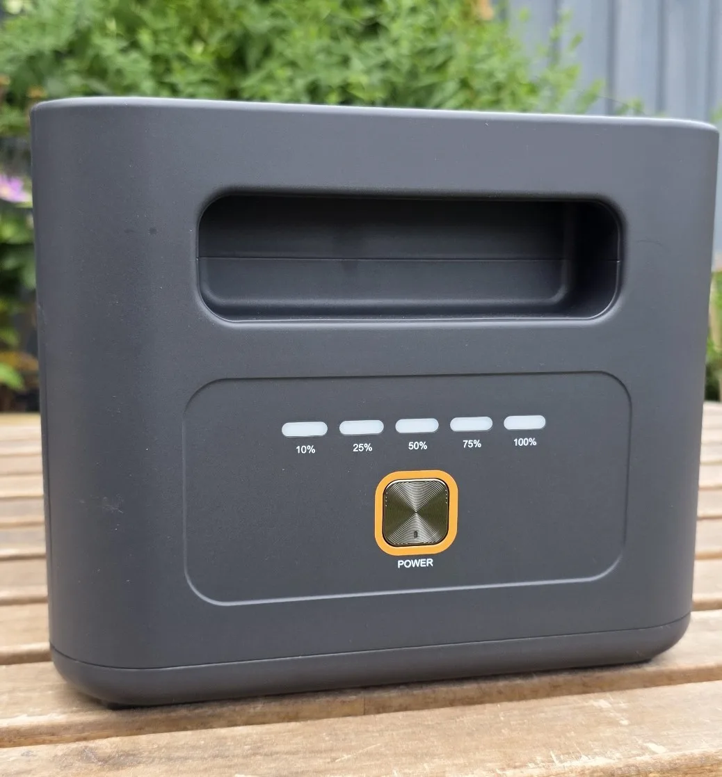 Фотография из обзора AFERIY Nomad1800 Pro с аккумулятором: обзор TechRadar, 8