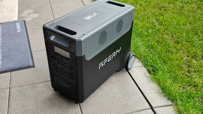 Фотография из обзора AFERIY P310: мощность 3 600 Вт в тесте heise, 2